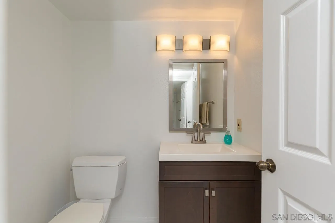 https://cdn.realtyfeed.com/cdn/127/250037221/1d8fdfc0550f3f0d6378d804ea208d90.webp
