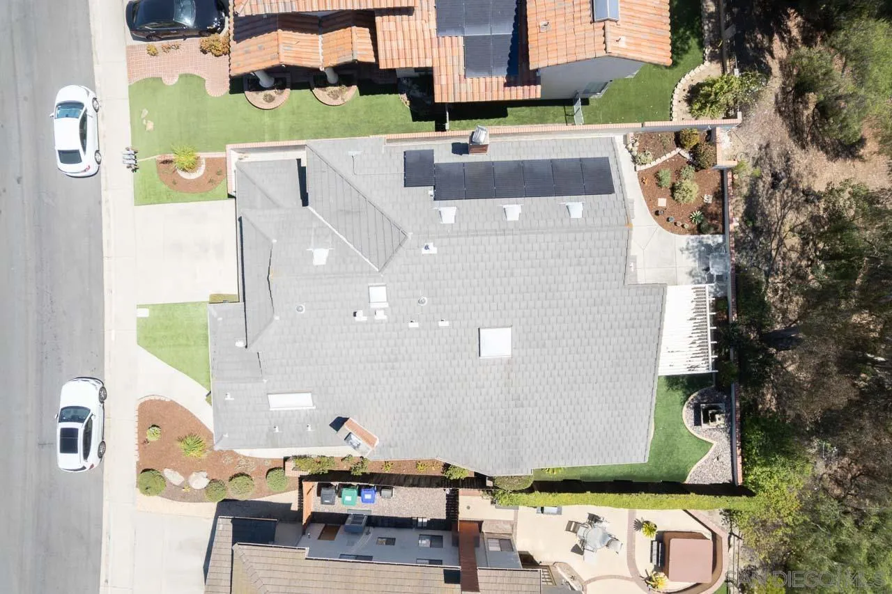 https://cdn.realtyfeed.com/cdn/127/250037221/ab7cfa0b9b07f04abd808ac6fc373cc5.webp
