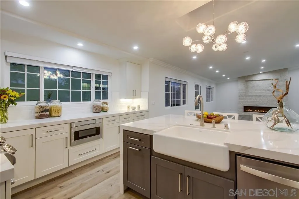 https://cdn.realtyfeed.com/cdn/127/250037230/48c36e4b1c7d8f1e05dc9370814ccabd.webp