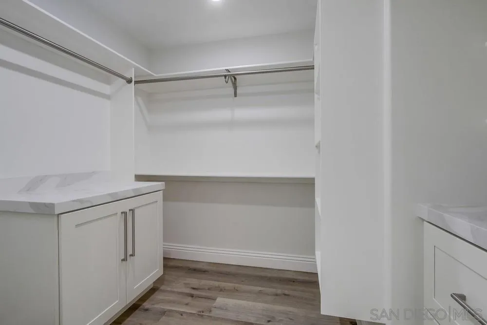 https://cdn.realtyfeed.com/cdn/127/250037230/d38602f153cbdb5ae011f3e51ef095e6.webp