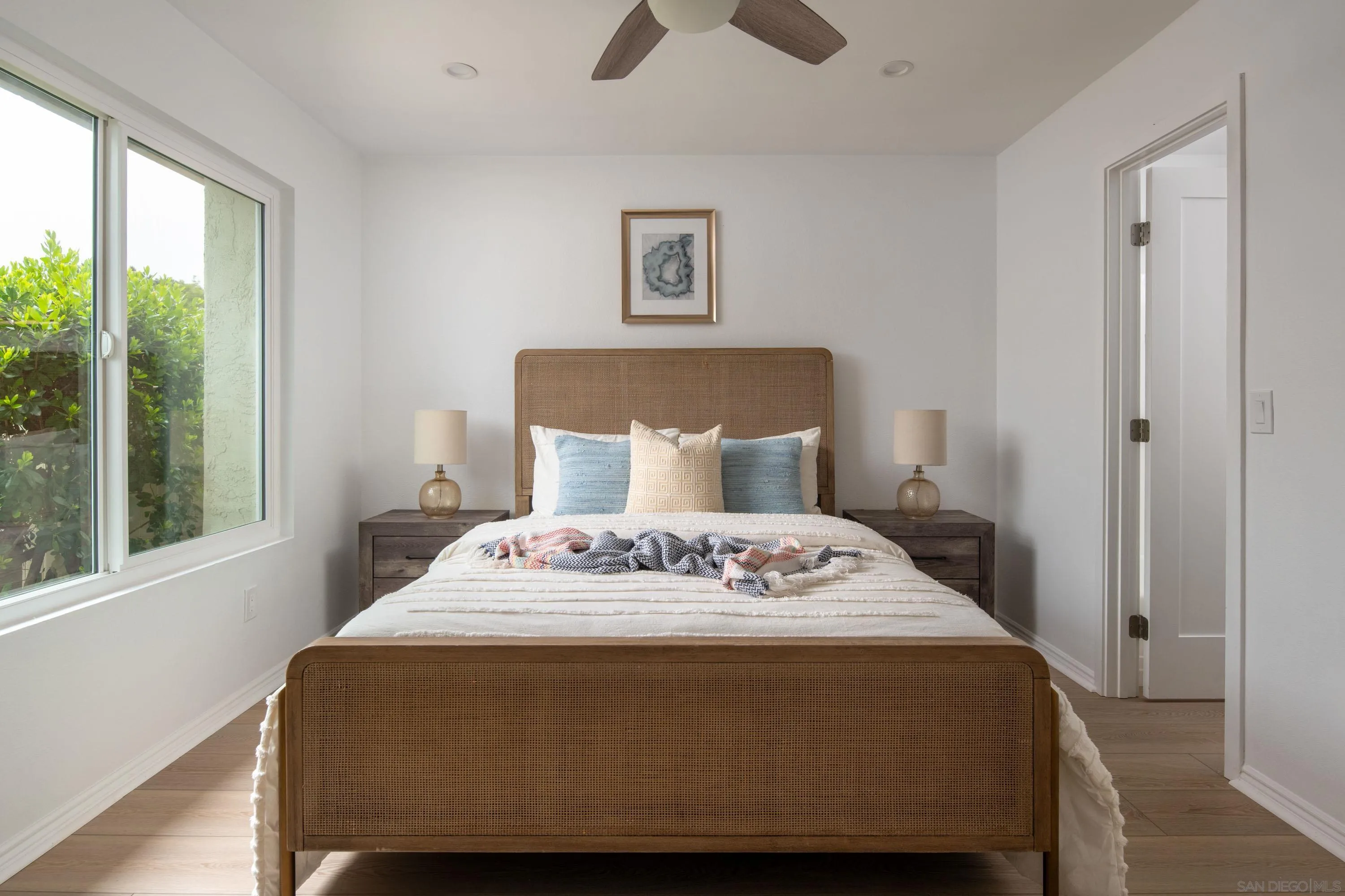 https://cdn.realtyfeed.com/cdn/127/250037231/94fd63c2beab2d20f962dd023deba7fa.webp