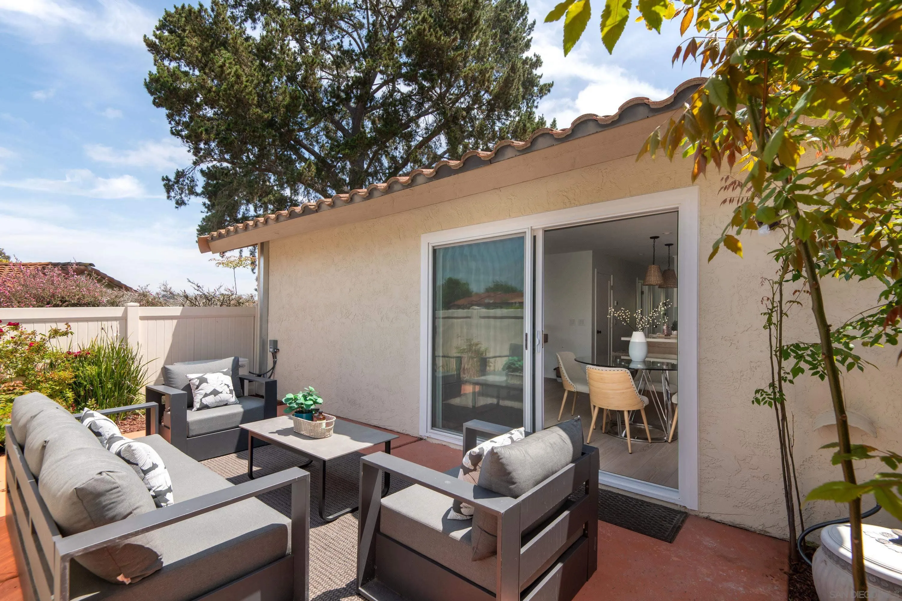 https://cdn.realtyfeed.com/cdn/127/250037231/a87bea5bef42165d141e0fe32dc65910.webp