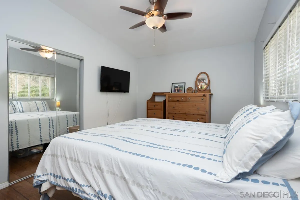 https://cdn.realtyfeed.com/cdn/127/250037236/1d65d3fd5351895300629d4070252dba.webp