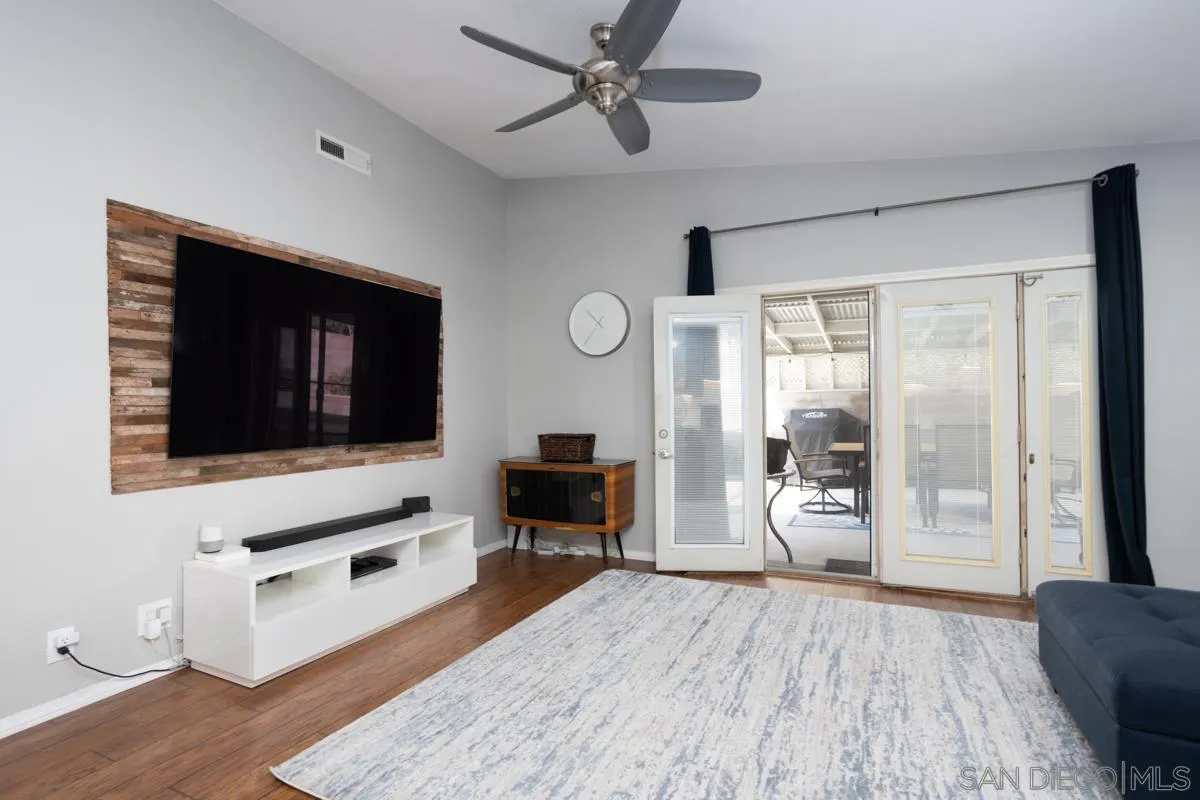 https://cdn.realtyfeed.com/cdn/127/250037236/b54c37a2120d9653d8b3c1bce7fba51d.webp