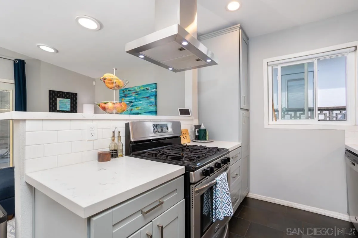 https://cdn.realtyfeed.com/cdn/127/250037236/b6b0a2342ff3d5de772f9836312c8932.webp