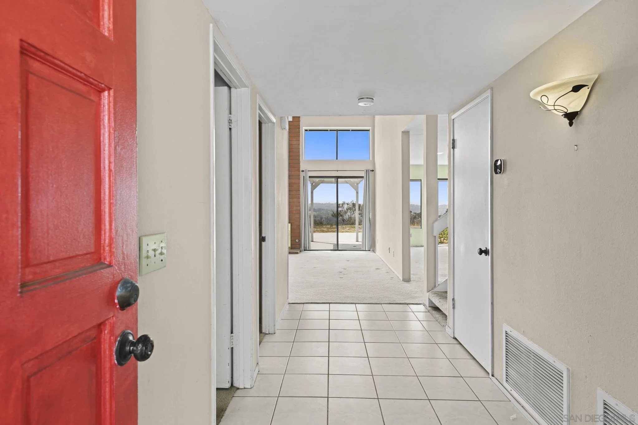 https://cdn.realtyfeed.com/cdn/127/250037240/90e4092ac65c7e07cb98881f045ca2d9.webp