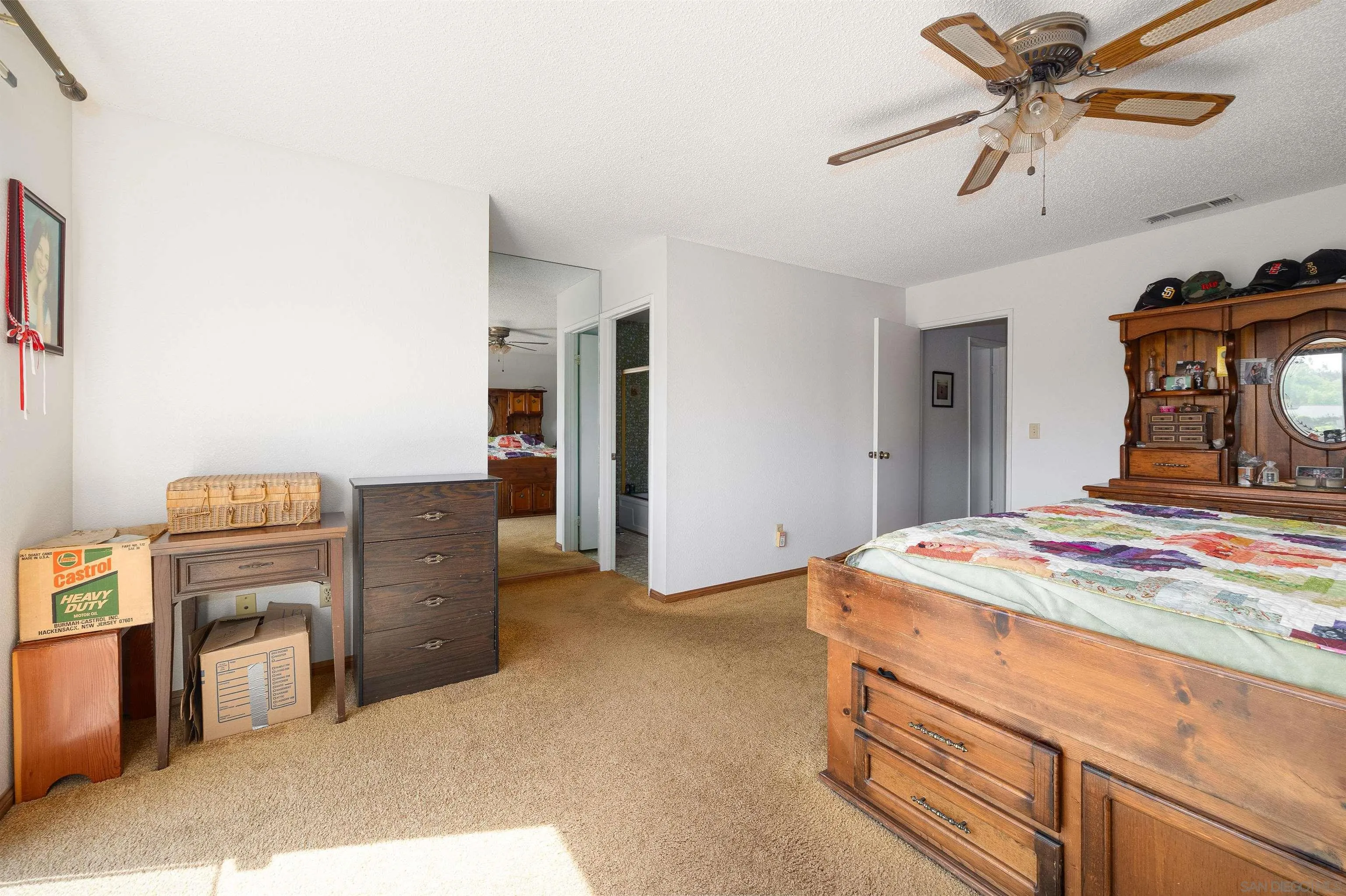 https://cdn.realtyfeed.com/cdn/127/250037244/6cea1056f2ddb112b8d7110d396ab2c0.webp