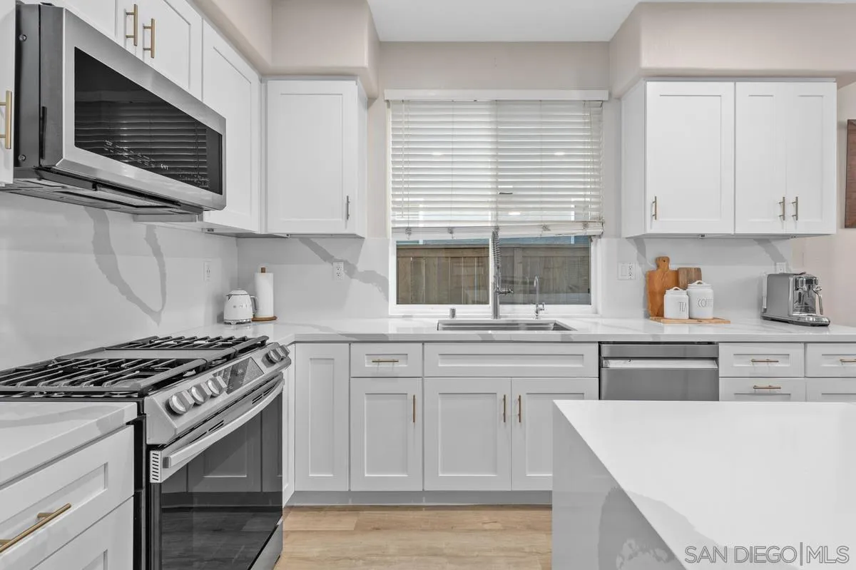 https://cdn.realtyfeed.com/cdn/127/250037248/23bb84386d5926806e9a0b5a4e2131b0.webp
