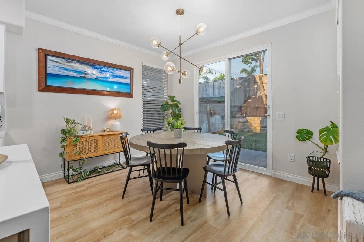 https://cdn.realtyfeed.com/cdn/127/250037248/a4ce353ca17bfa1bbe466620d89c351d.webp
