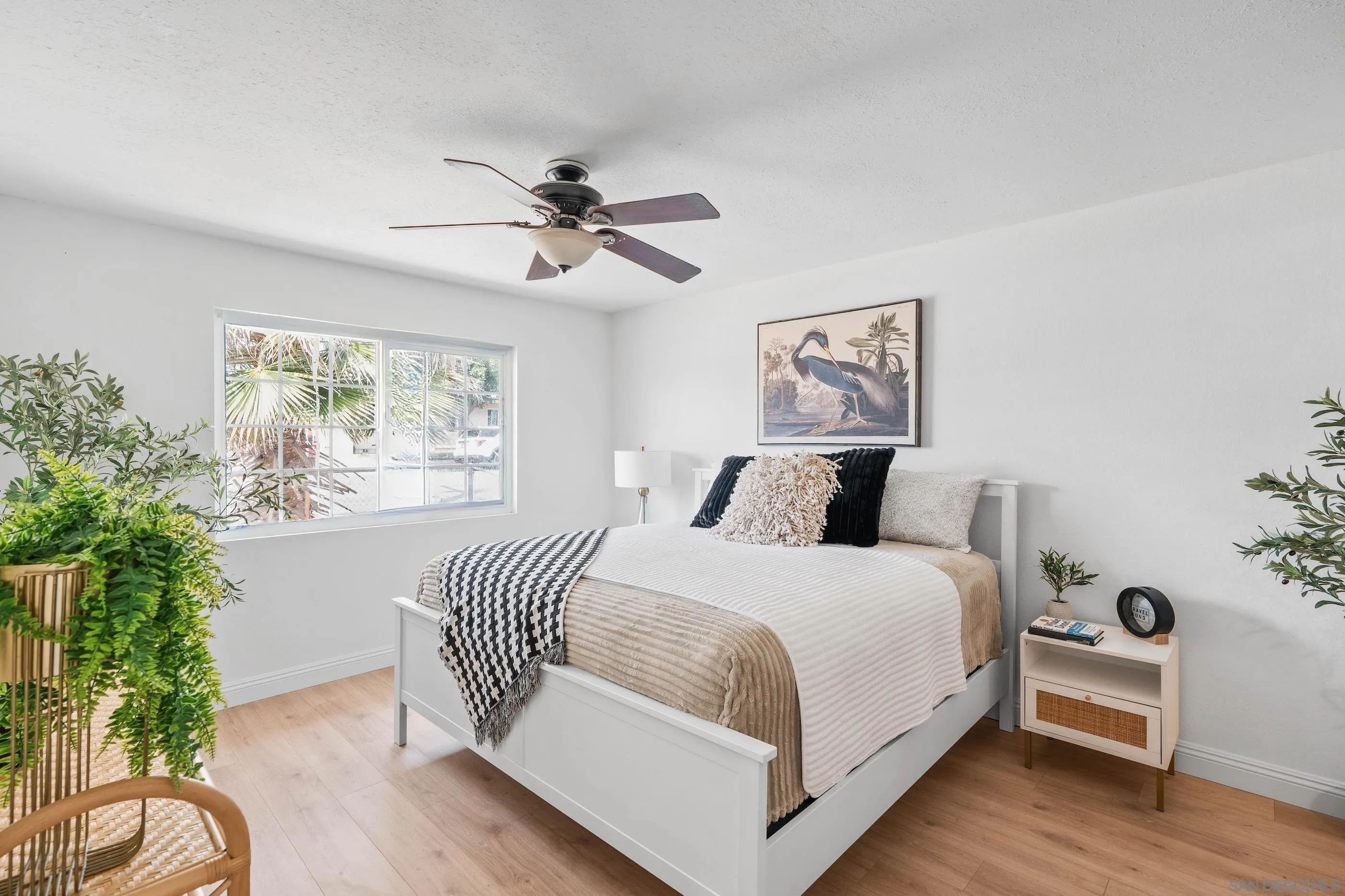 https://cdn.realtyfeed.com/cdn/127/250037250/23d0dcd774510703f430cdeaca50c8a0.webp