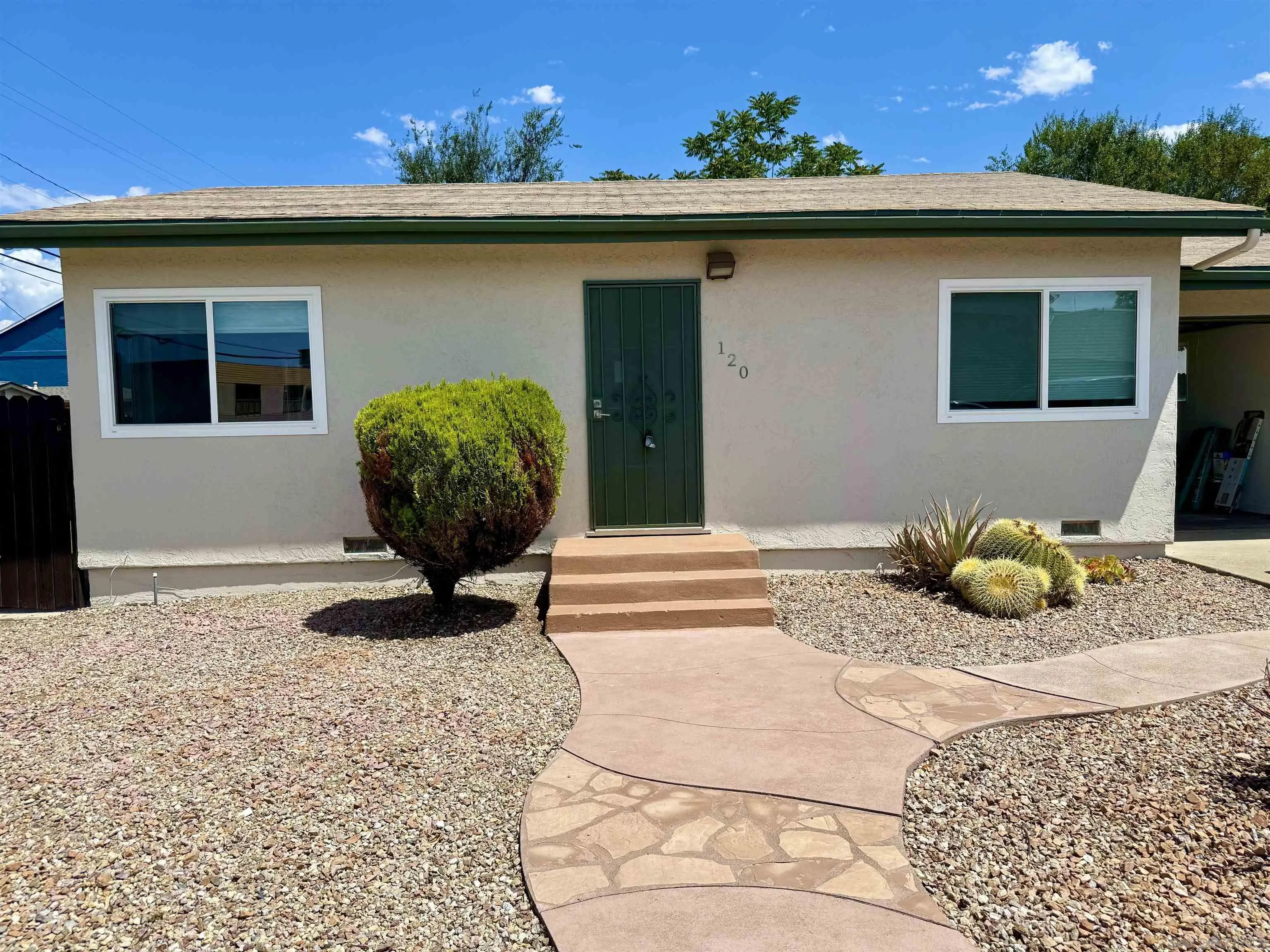 https://cdn.realtyfeed.com/cdn/127/250037252/bc5324e67cb20beda289ffa7e457700f.webp
