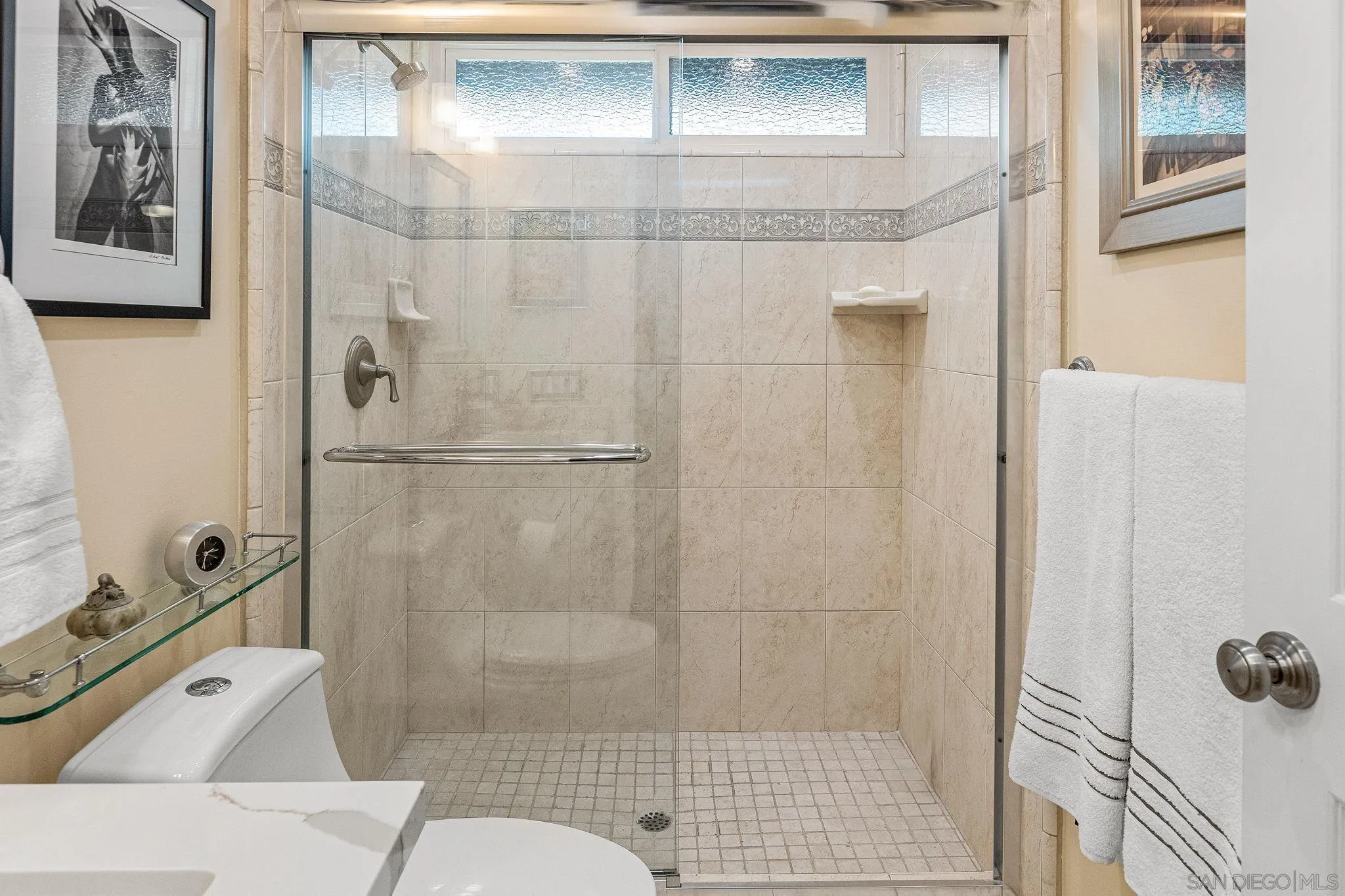 https://cdn.realtyfeed.com/cdn/127/250037255/5680b25b11e86d8e6ab7e4ef9cbb1ede.webp
