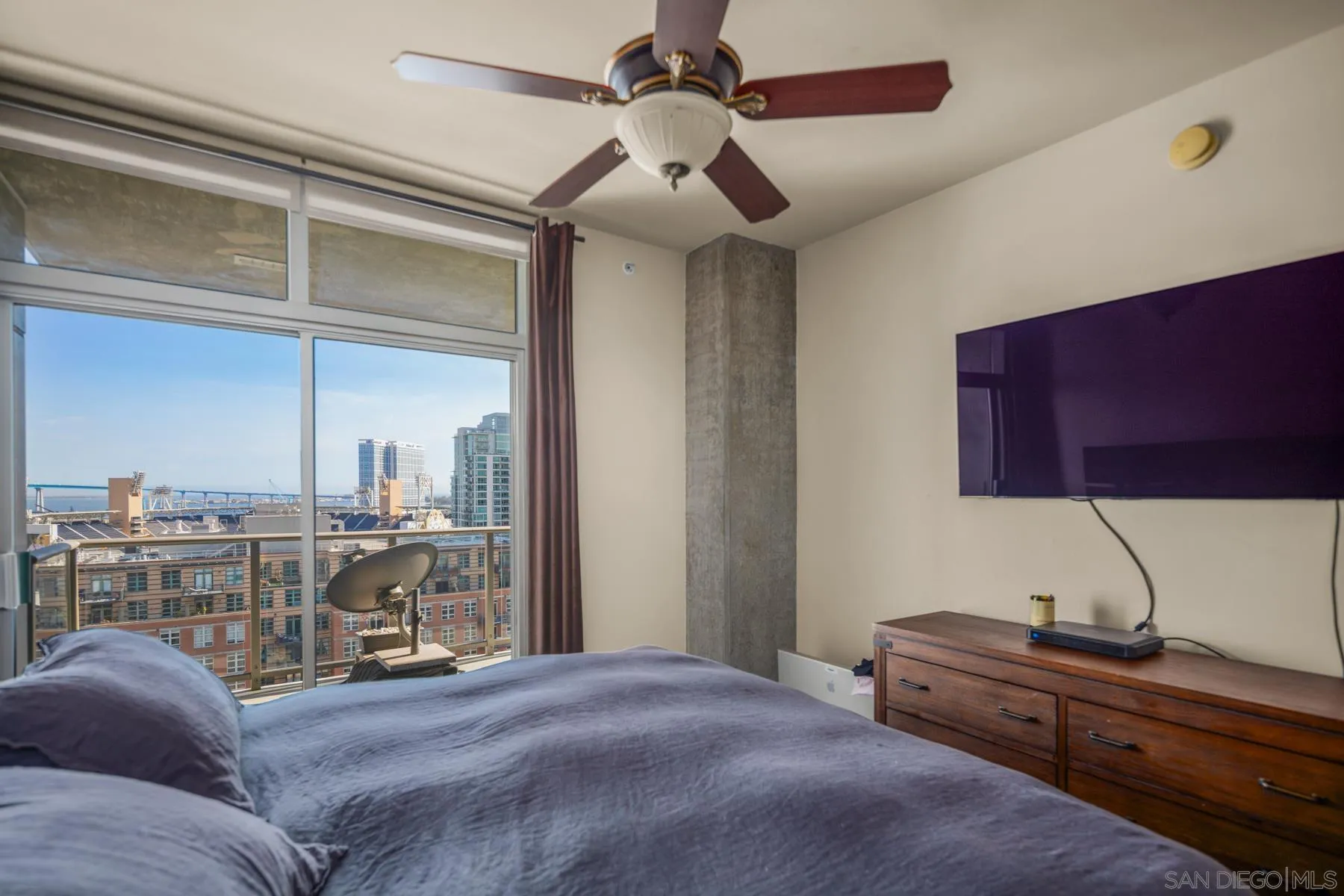 https://cdn.realtyfeed.com/cdn/127/250037256/37a2d1d448dbe9a41ed3403e0b0d11d3.webp