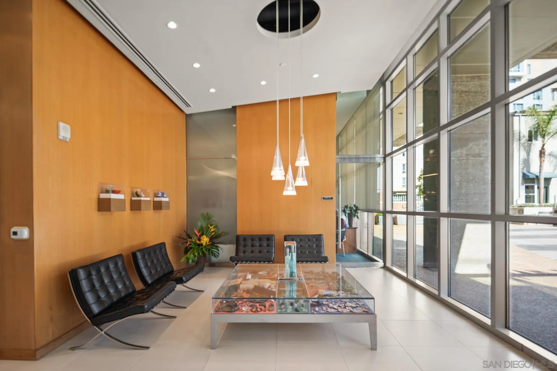 https://cdn.realtyfeed.com/cdn/127/250037256/fc76df022ee2940f314cc678f03596cc.webp