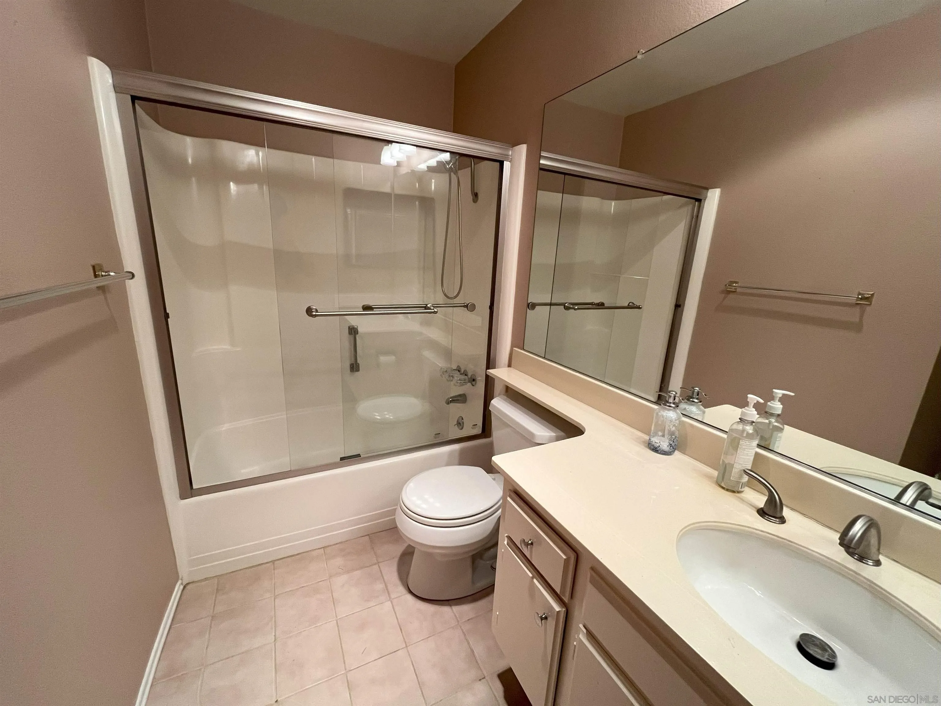 https://cdn.realtyfeed.com/cdn/127/250037257/90277ad3e7f036374ad24a10741fedca.webp
