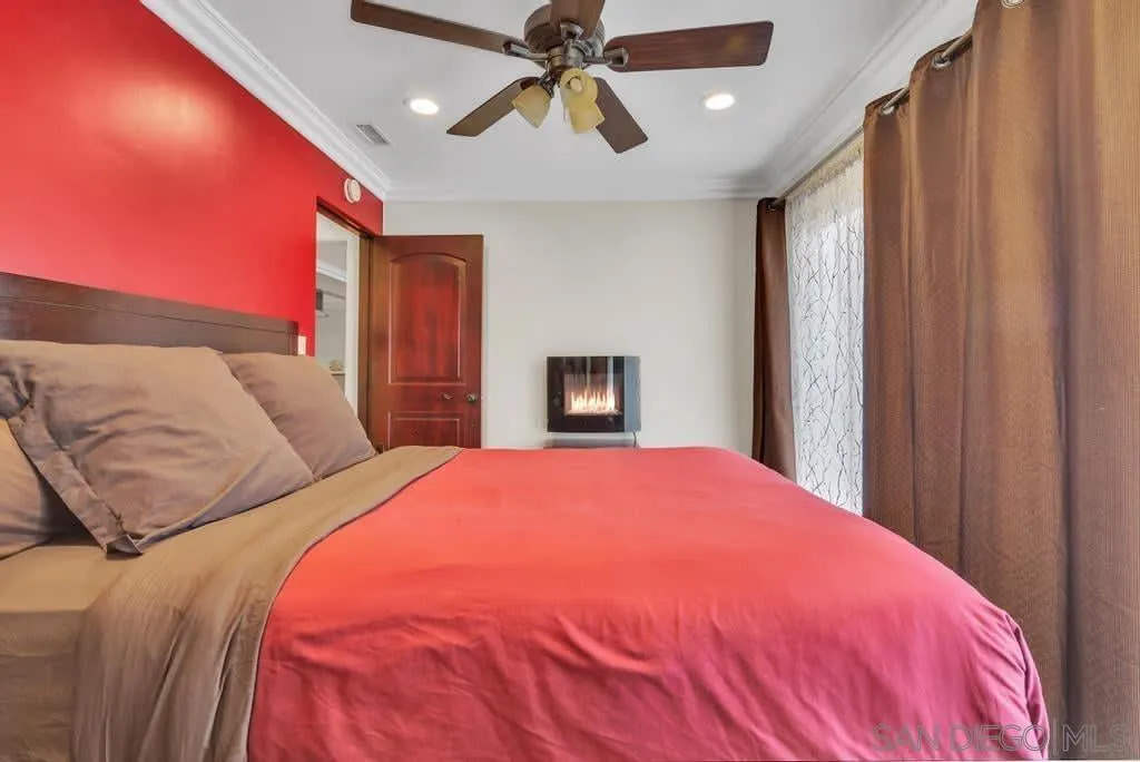 https://cdn.realtyfeed.com/cdn/127/250037258/fc8d7dfc3ea04c556be85445207960f4.webp