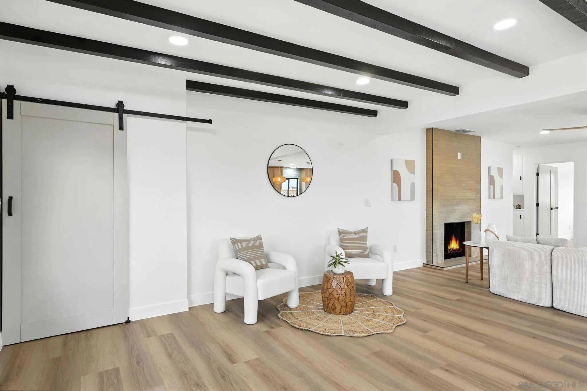 https://cdn.realtyfeed.com/cdn/127/250037265/74275786586e1fa4e4908f3318882fd3.webp