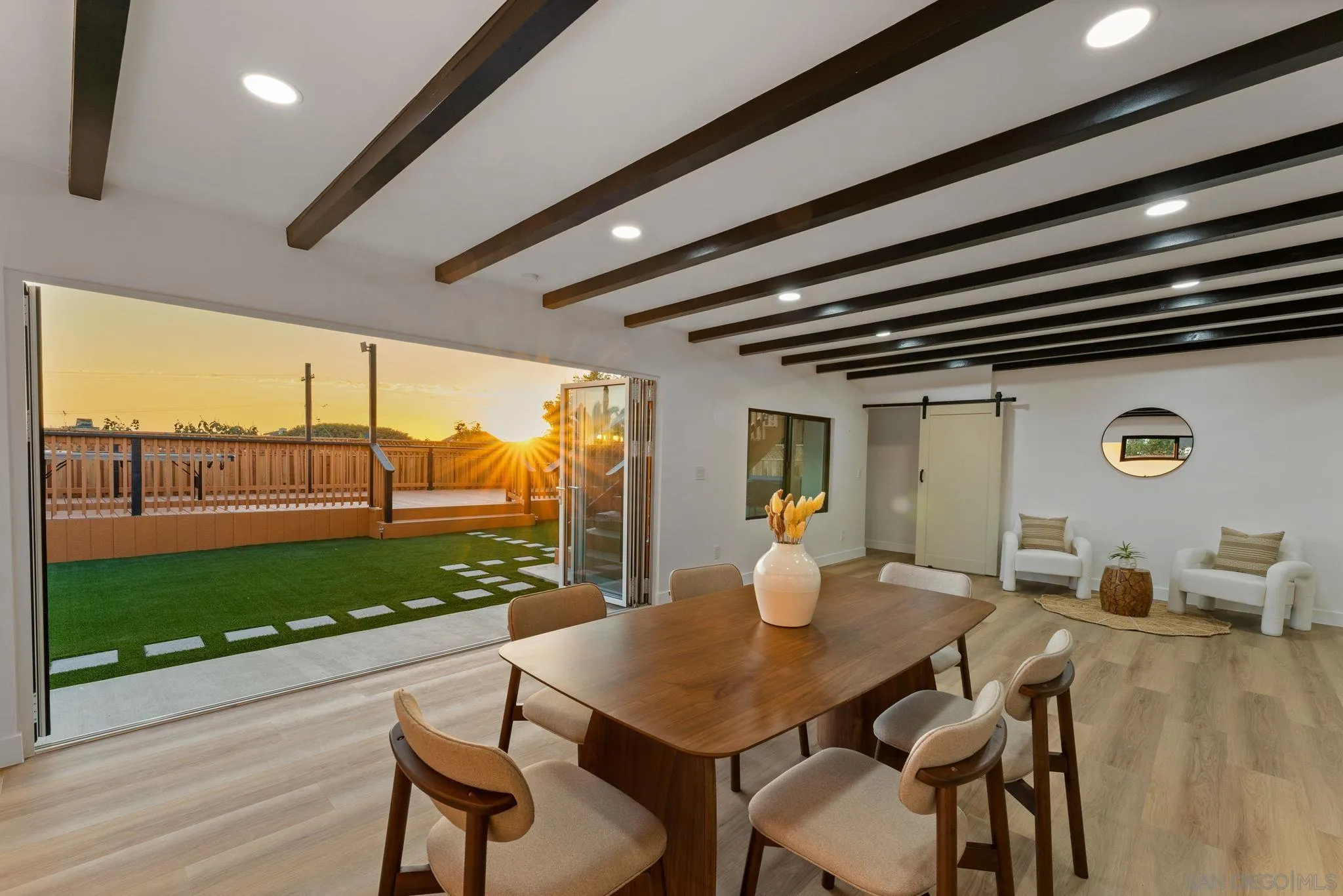 https://cdn.realtyfeed.com/cdn/127/250037265/7541b6fd5d2140254933be13944374c0.webp