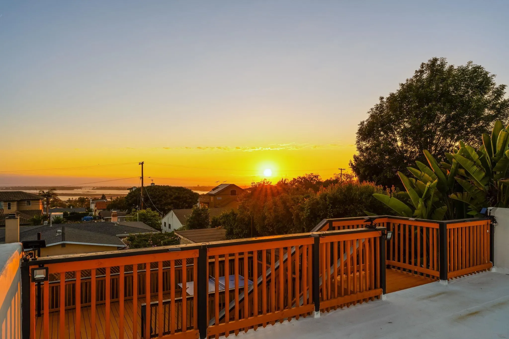 https://cdn.realtyfeed.com/cdn/127/250037265/7e8df597b41e2520ecd4b0a18fdb23d8.webp