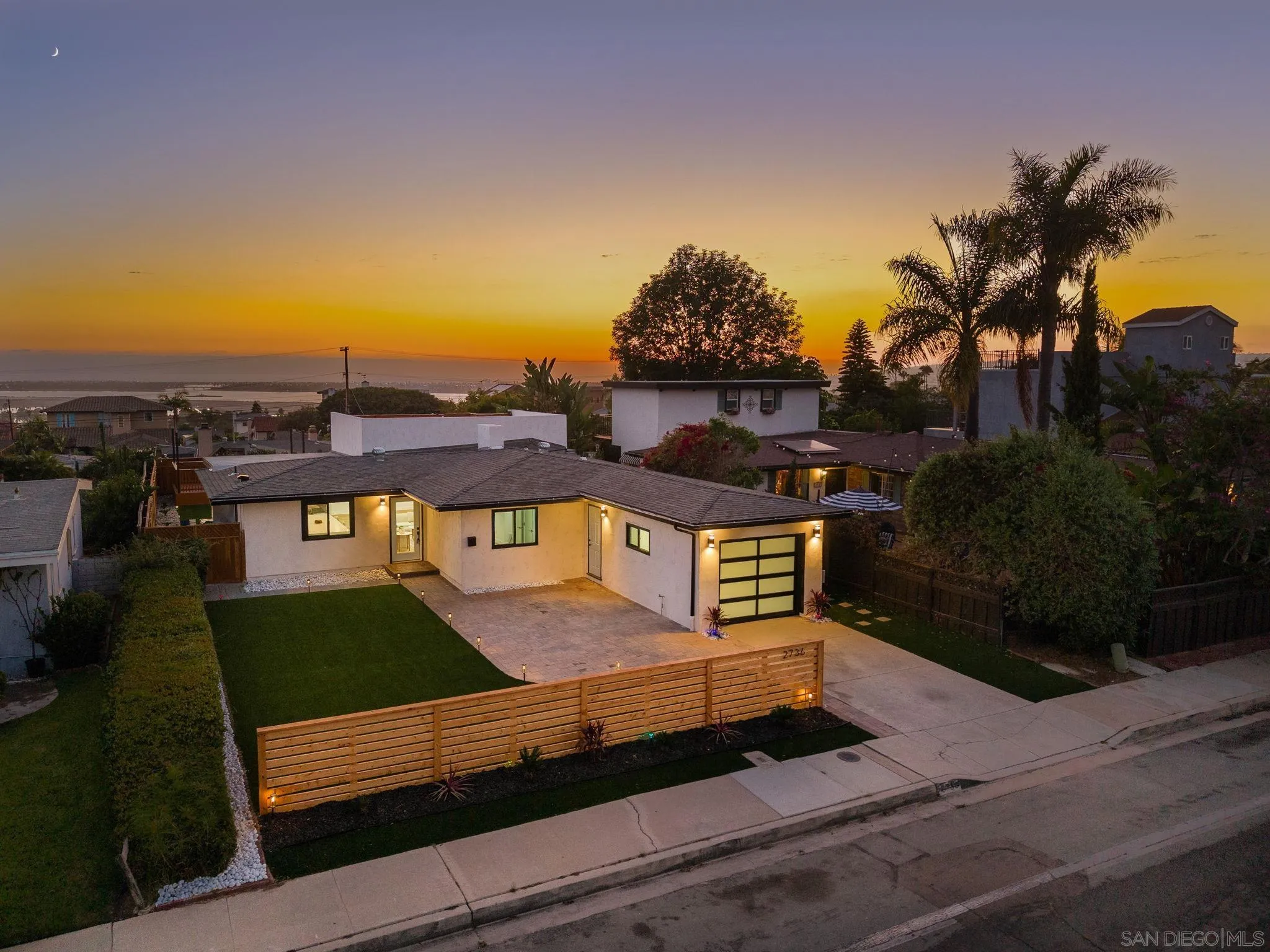 https://cdn.realtyfeed.com/cdn/127/250037265/9de4649ce396202c5888e6d0aba1b1db.webp