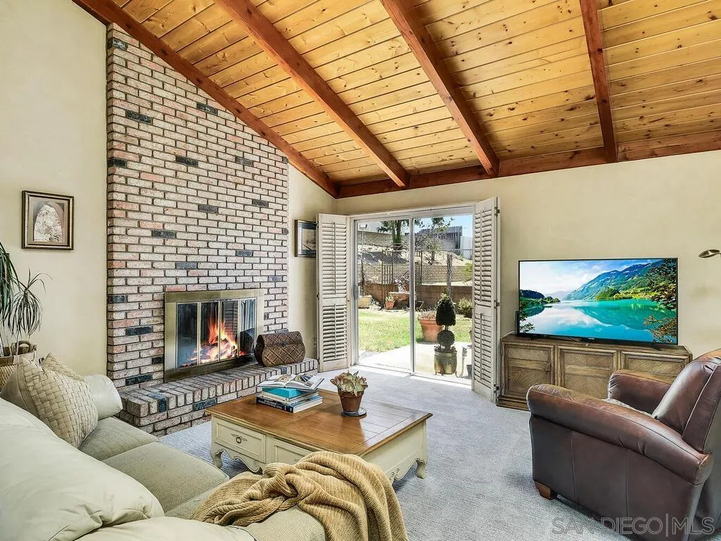 https://cdn.realtyfeed.com/cdn/127/250037267/ce4ed99b587224350fd63c95b046541b.webp
