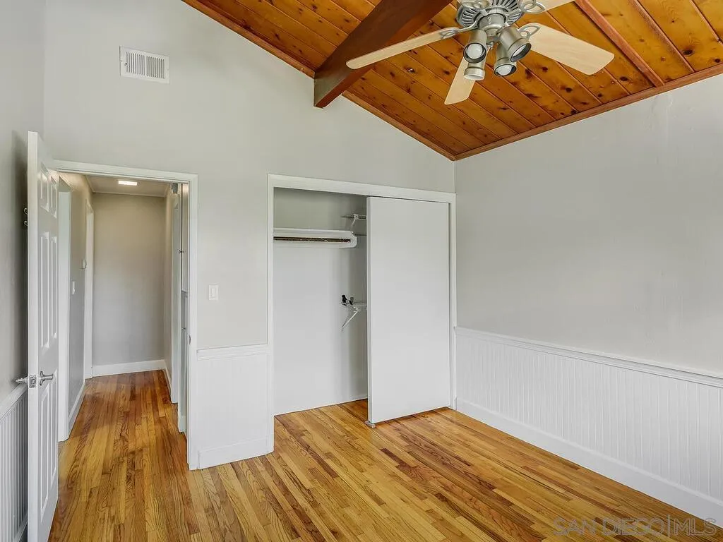 https://cdn.realtyfeed.com/cdn/127/250037268/5ee88e6fa4a043c57f836148efd5a3b8.webp