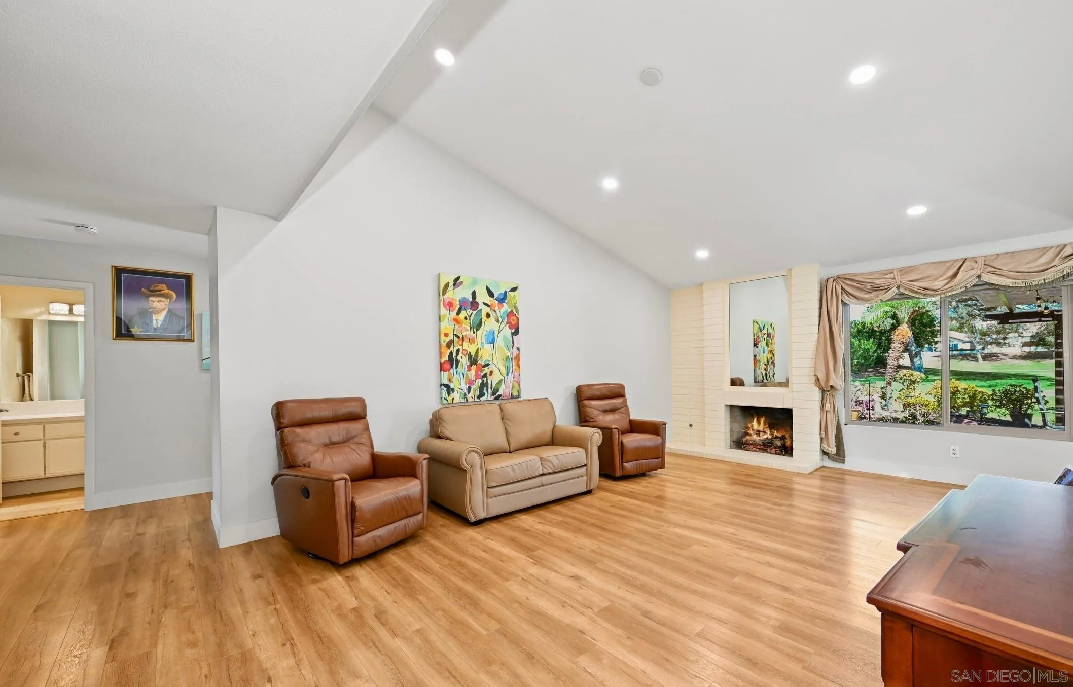 https://cdn.realtyfeed.com/cdn/127/250037269/0891c3e4de68b1e15068ce981c61d7b9.webp