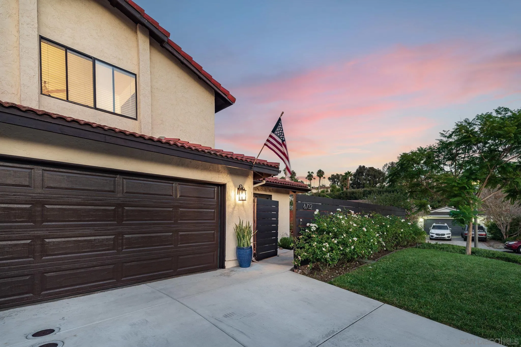 https://cdn.realtyfeed.com/cdn/127/250037270/550a592f7a36f35ba4ea00799590f996.webp
