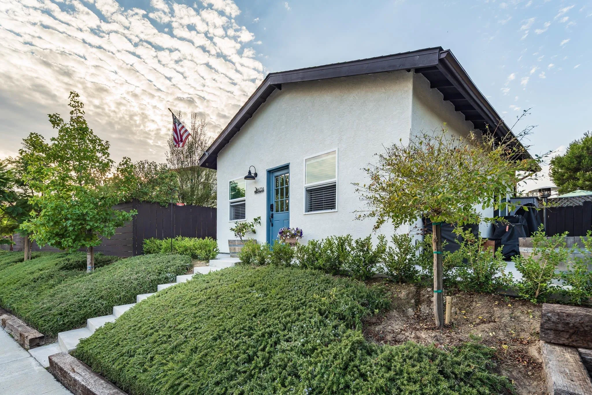 https://cdn.realtyfeed.com/cdn/127/250037270/9cc7c4b8a7f299bb7051021a7904ba76.webp