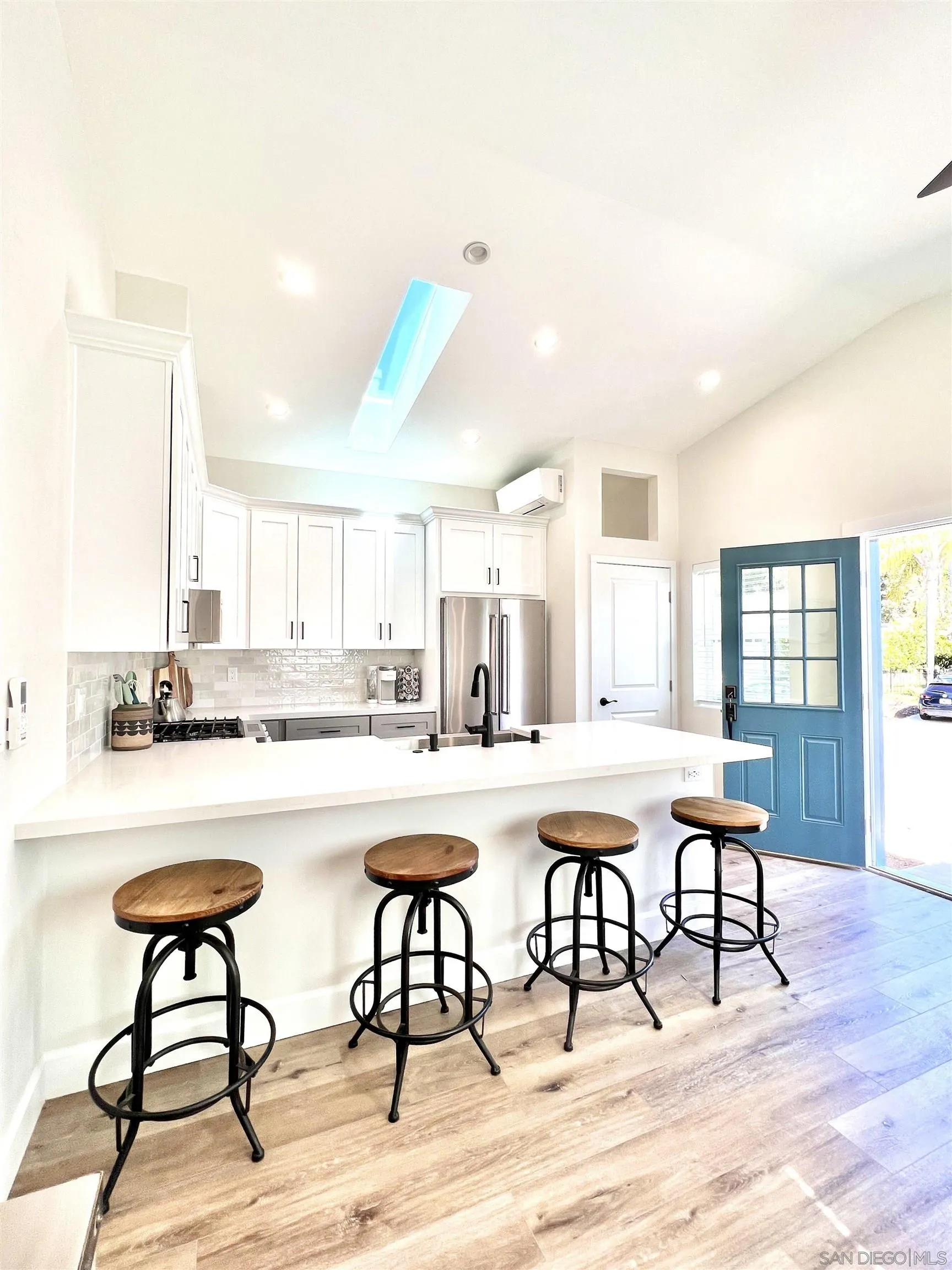 https://cdn.realtyfeed.com/cdn/127/250037270/a4d9dcbd8b54816ff3e4efd2b29faeac.webp