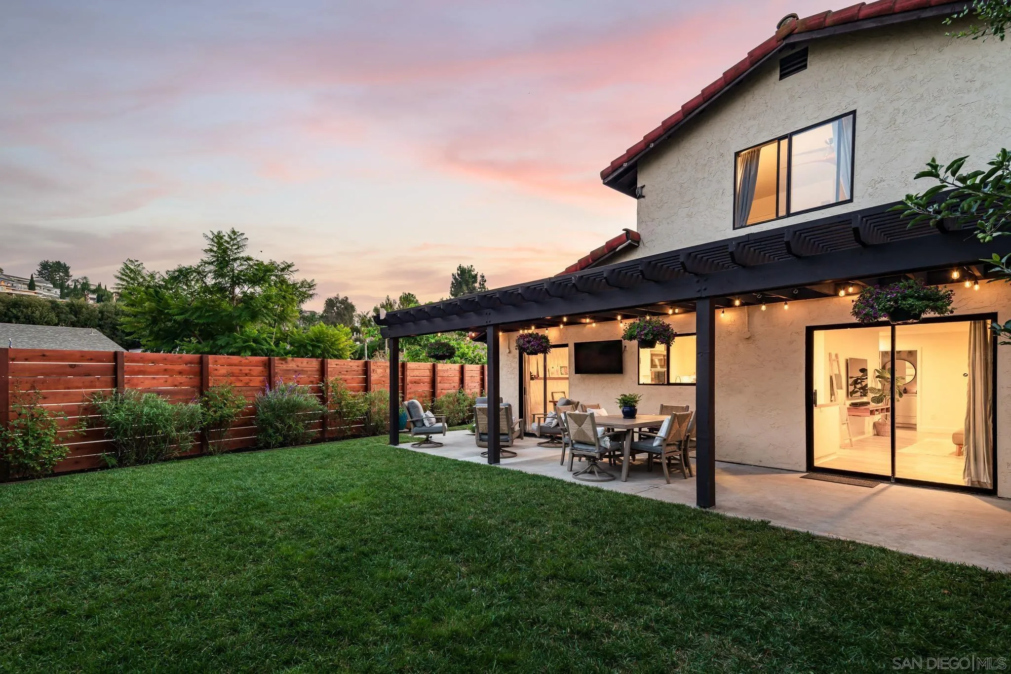 https://cdn.realtyfeed.com/cdn/127/250037270/a55181ff89586598b3c9c2956423582d.webp