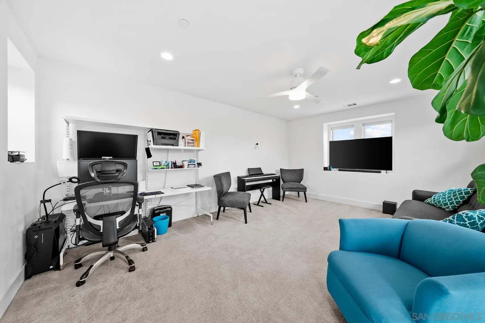 https://cdn.realtyfeed.com/cdn/127/250037272/1f86ce5da36ab1df71c4108966f2a9c4.webp