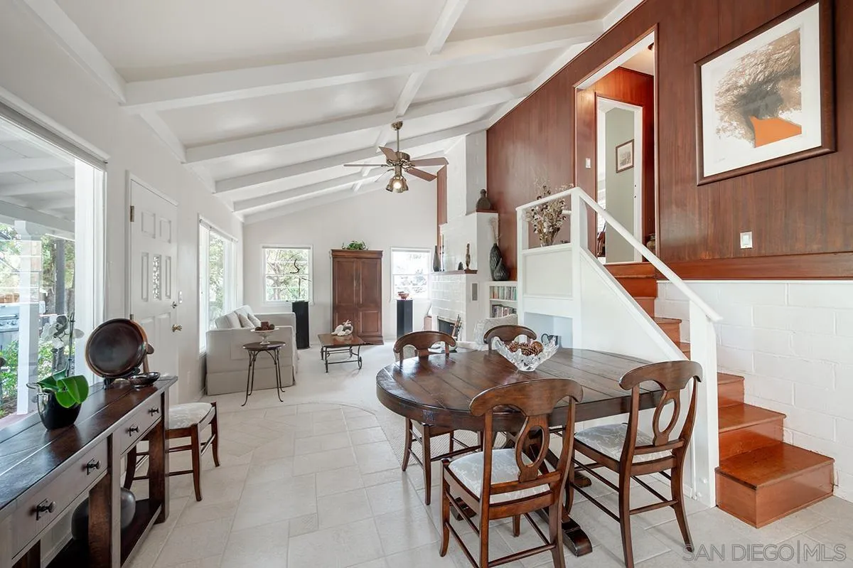 https://cdn.realtyfeed.com/cdn/127/250037279/df3a43776844d29a55d07e790179acb5.webp