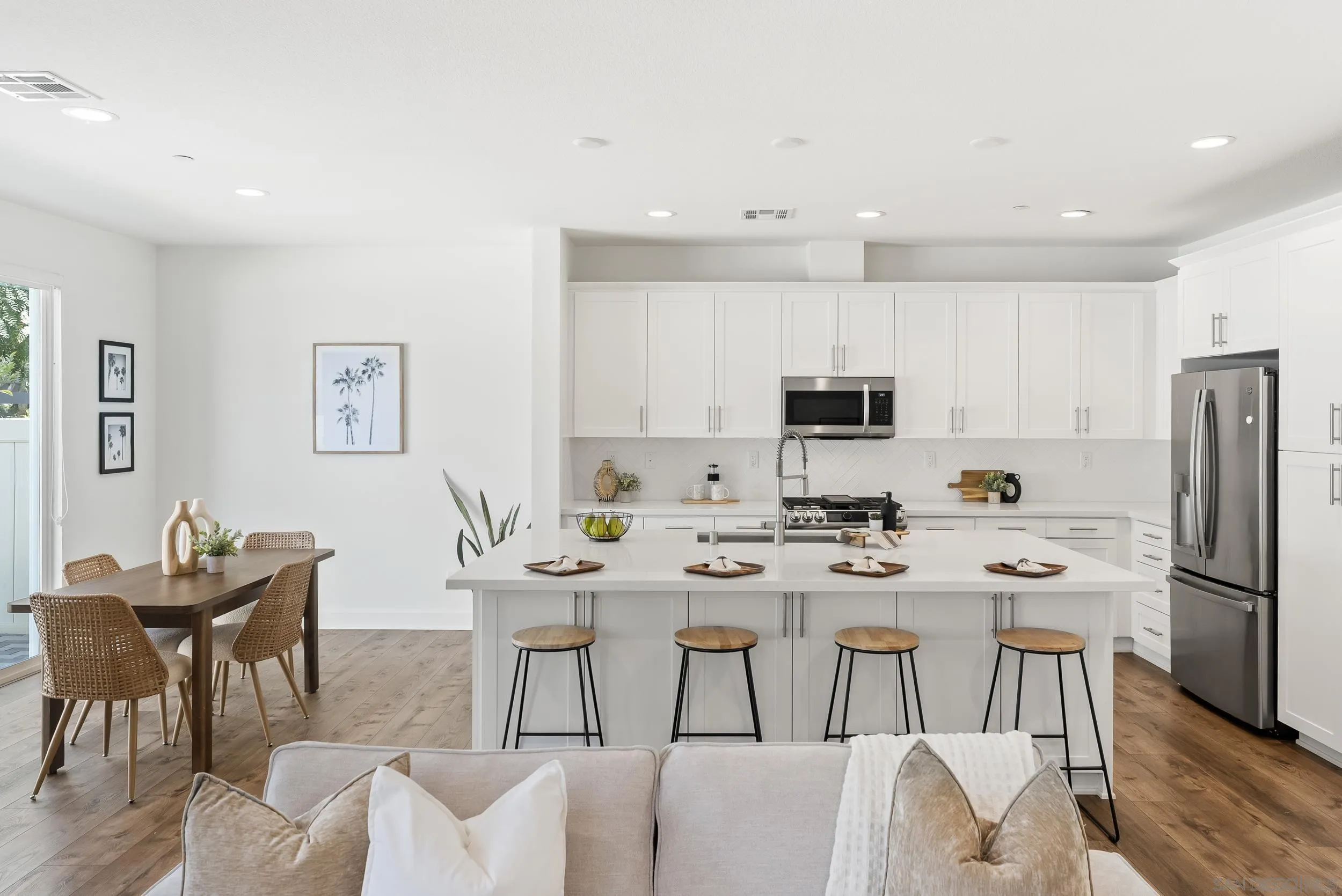 Photo #4: 250037286 Listing 