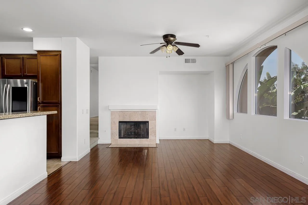 https://cdn.realtyfeed.com/cdn/127/250037293/3dca7a51f4abf7d5ae26fe510761bbd3.webp