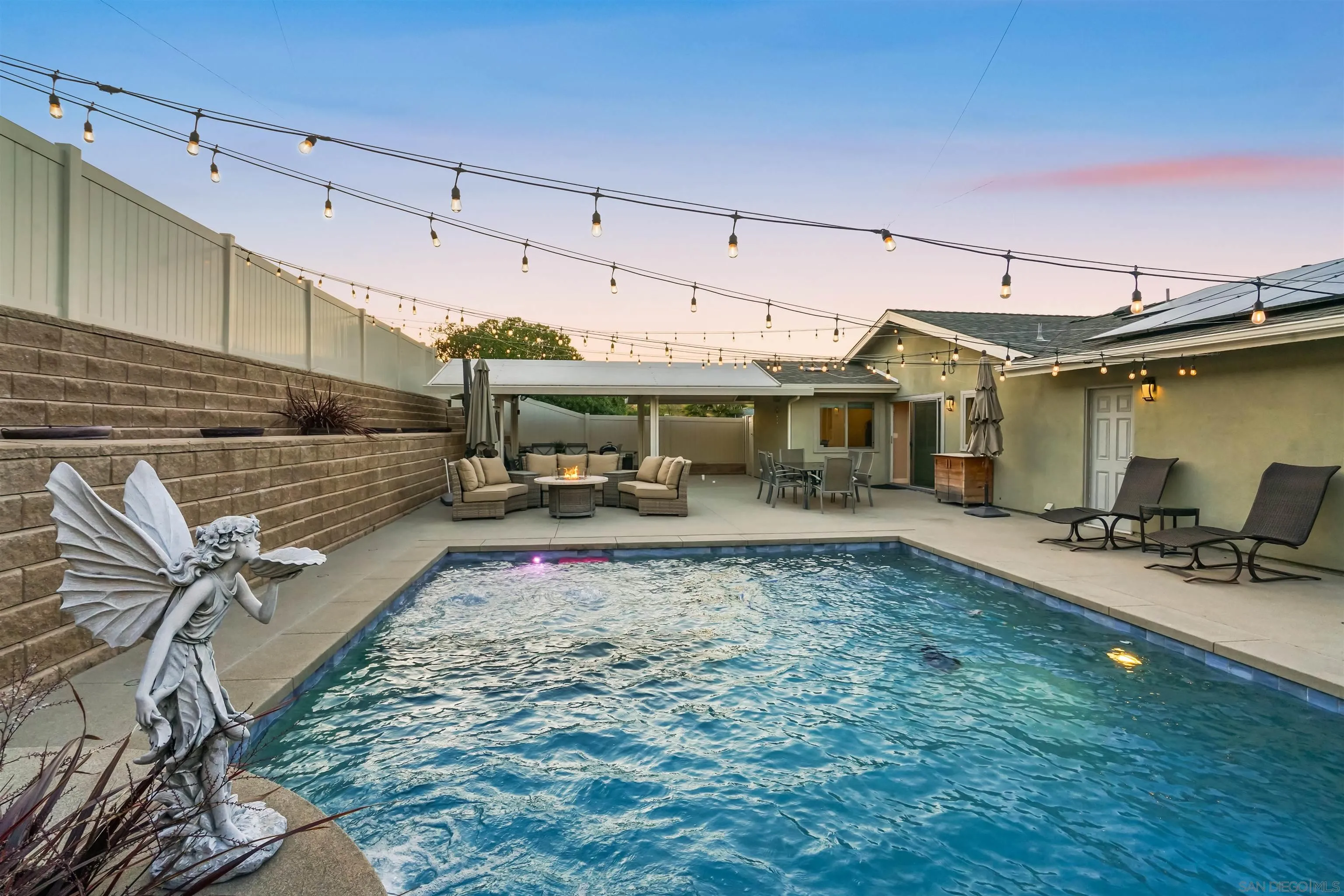 https://cdn.realtyfeed.com/cdn/127/250037297/38315b62d7306d235575ab28657ccc6b.webp