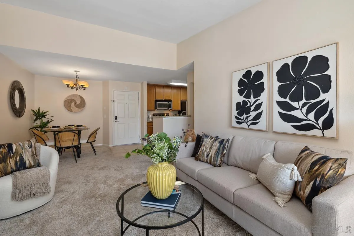 https://cdn.realtyfeed.com/cdn/127/250037299/1a8d271a980363a19a8154e7cdd5b1e7.webp