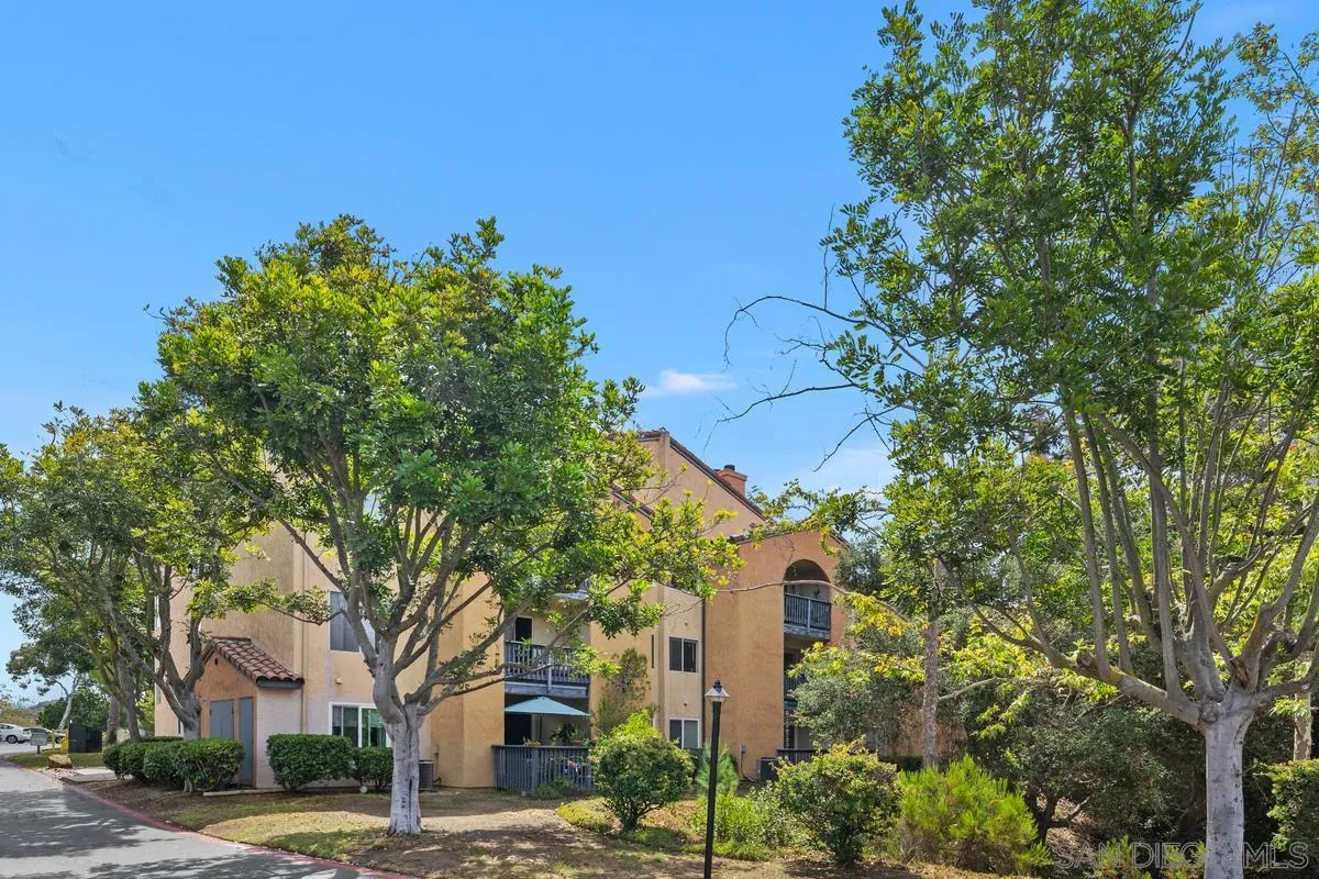 https://cdn.realtyfeed.com/cdn/127/250037299/44aebf6a8df87391f8b365ec34f08788.webp