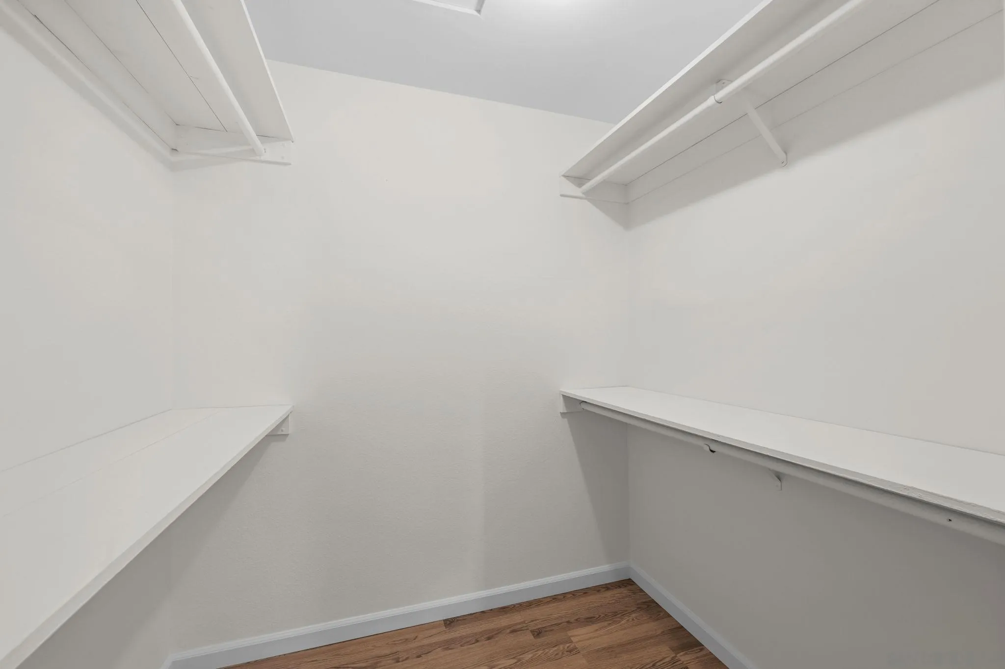https://cdn.realtyfeed.com/cdn/127/250037303/007dd21e4885748d3e10bfc7b3f7f74d.webp