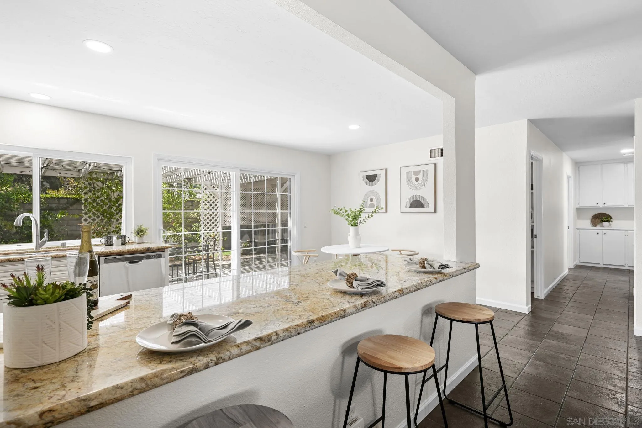 https://cdn.realtyfeed.com/cdn/127/250037303/6977a138fa932dd7f262df948e9234f3.webp