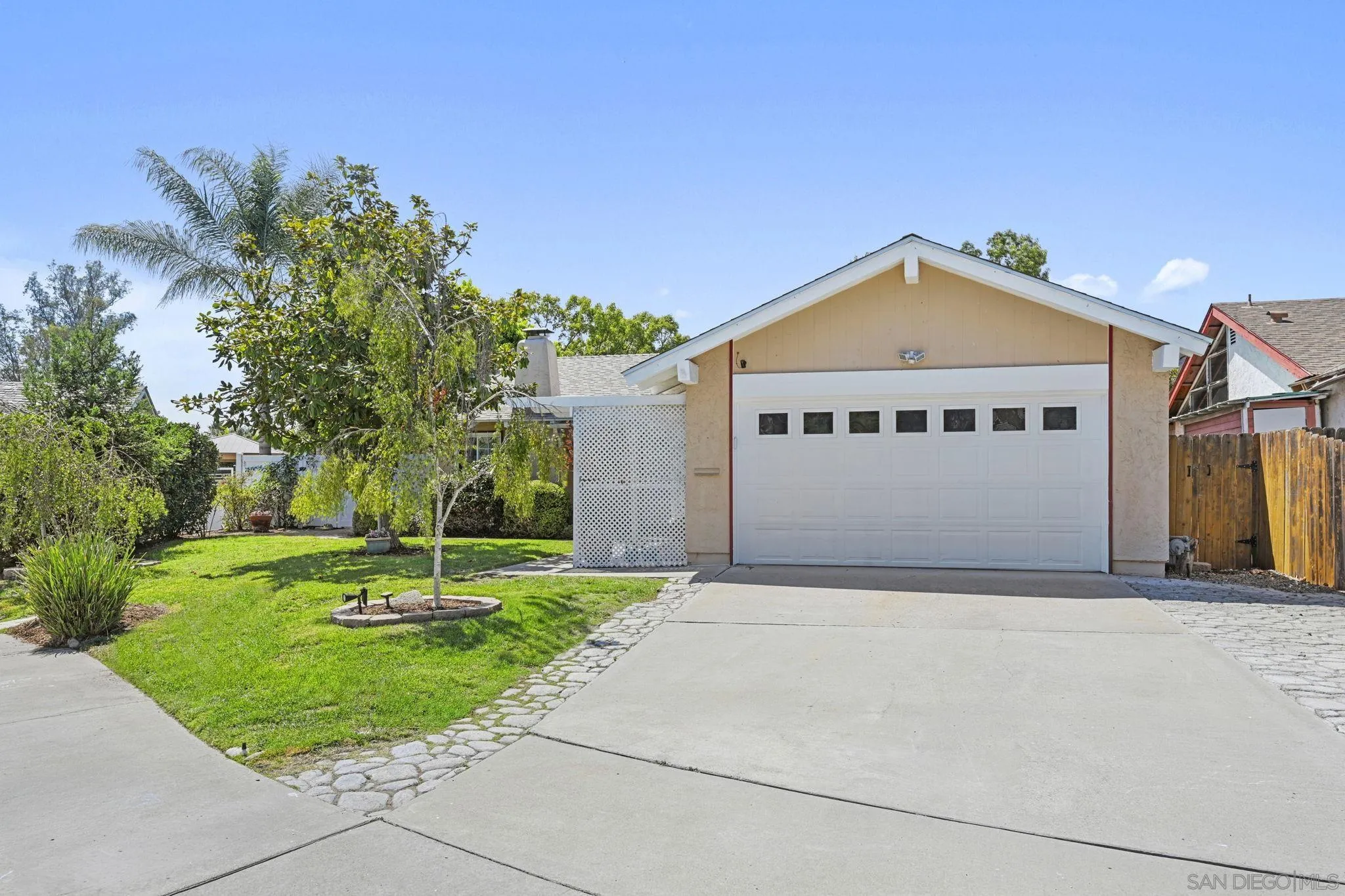 https://cdn.realtyfeed.com/cdn/127/250037303/a08ef6727980aee4bea3cdd4a0dcaafd.webp