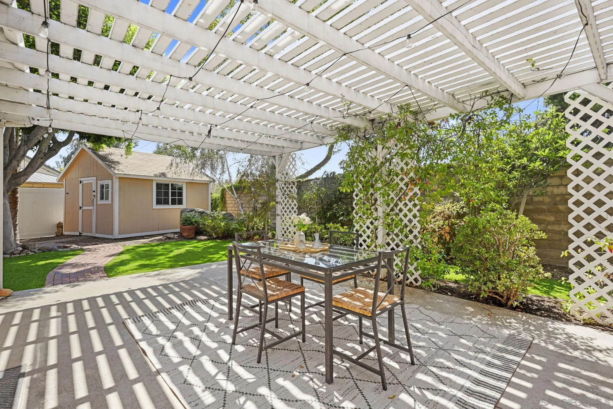 https://cdn.realtyfeed.com/cdn/127/250037303/a1fc4baf9f129125b5ea23141336e618.webp