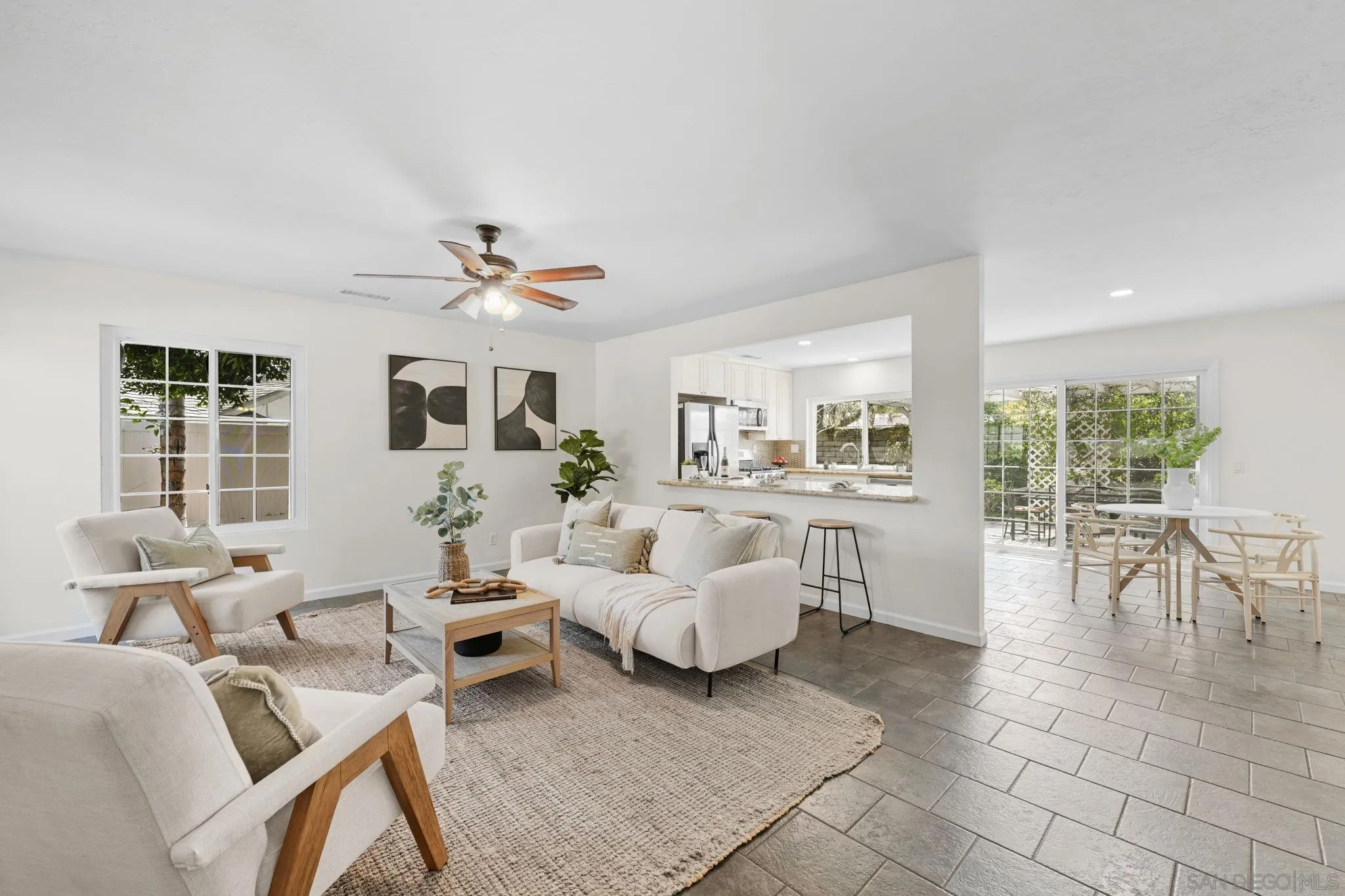 https://cdn.realtyfeed.com/cdn/127/250037303/d072193dc49d87ba1eb061b75f4f115b.webp