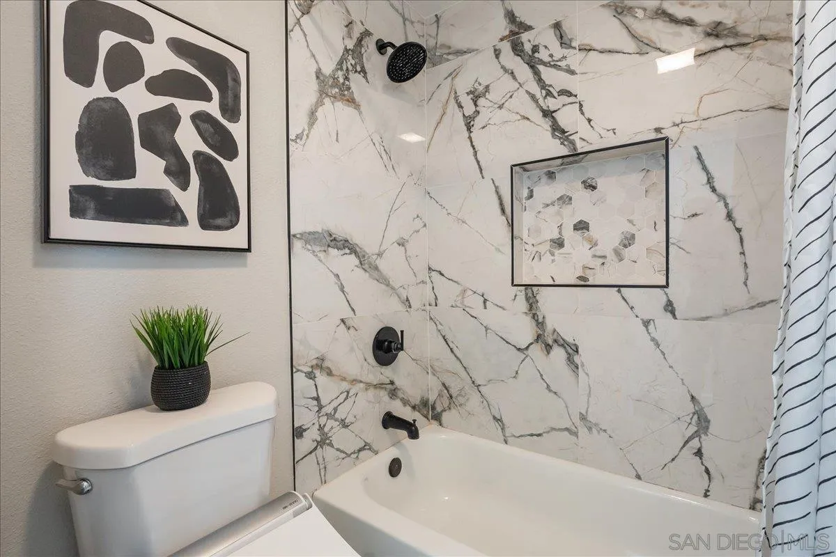 https://cdn.realtyfeed.com/cdn/127/250037306/3f367ee613a44d2ccd0bd68440264dd2.webp