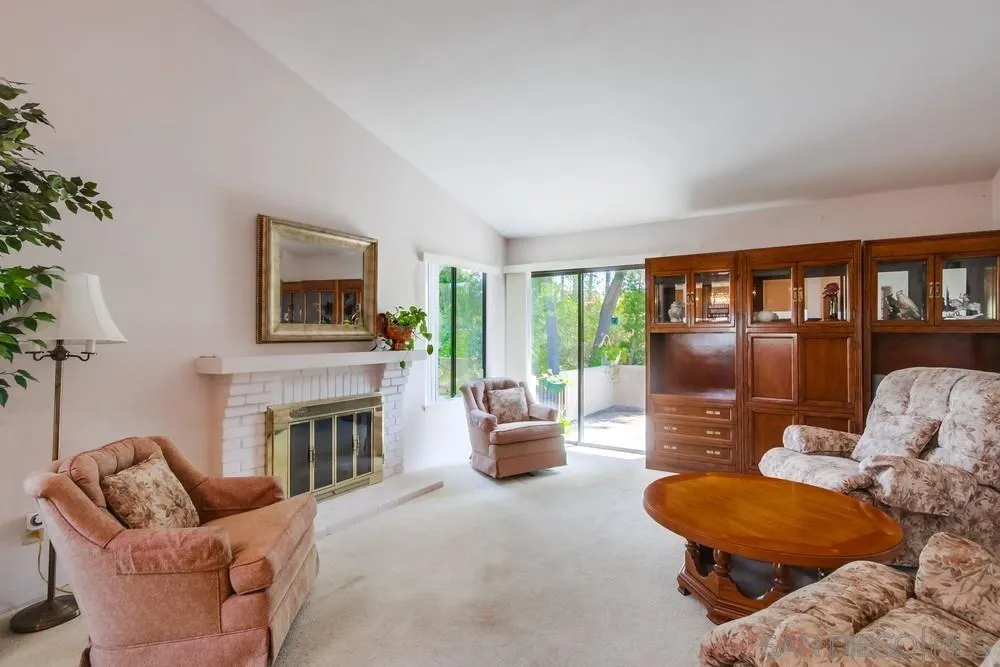 https://cdn.realtyfeed.com/cdn/127/250037308/73f2b06f073bc09cbb88c172618aeffa.webp