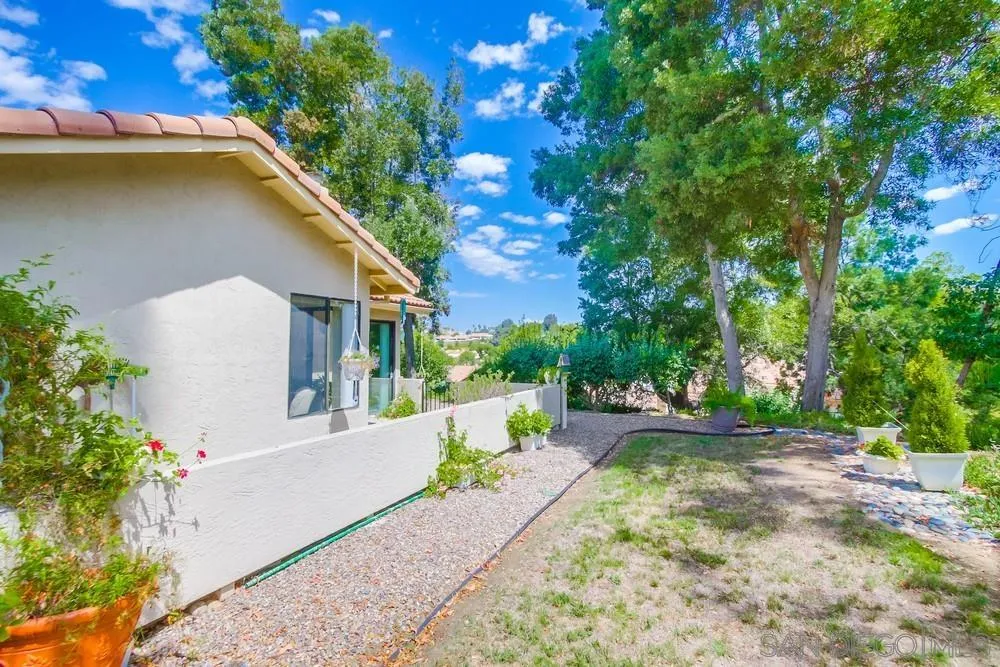 https://cdn.realtyfeed.com/cdn/127/250037308/c7c187b0987c7e43dc834a6cb3800b20.webp
