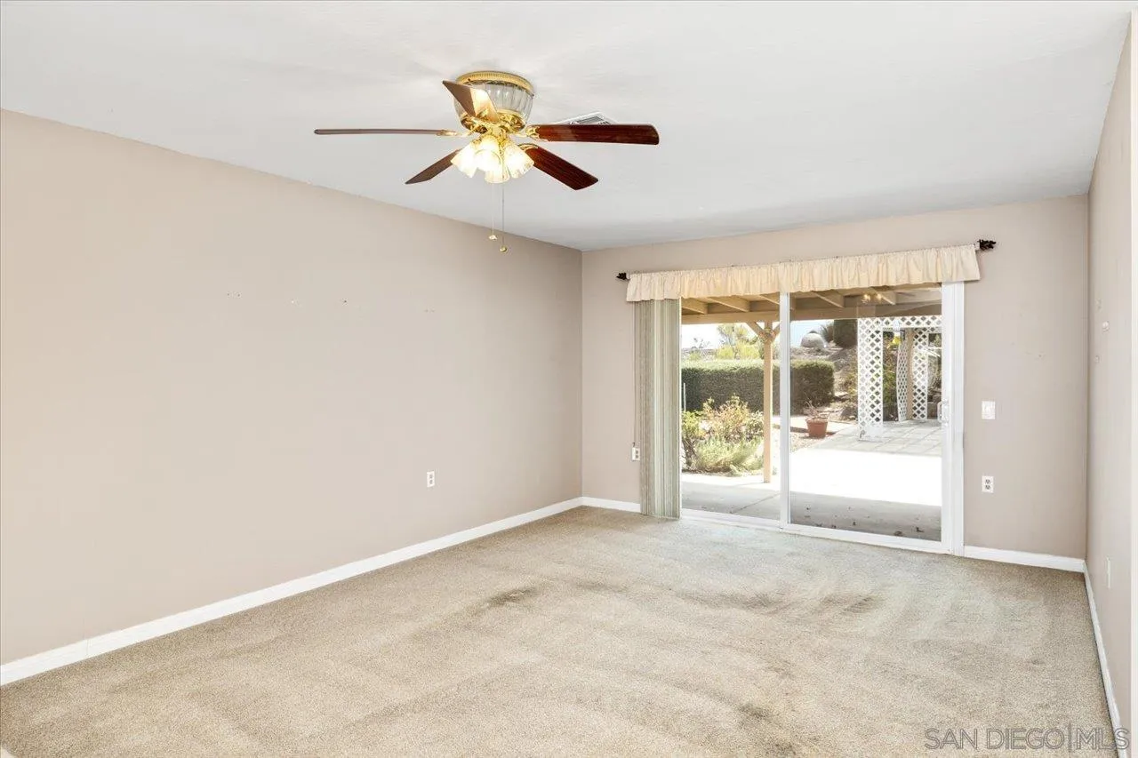https://cdn.realtyfeed.com/cdn/127/250037311/2402ec8ca50d111a435b3a72079bae57.webp