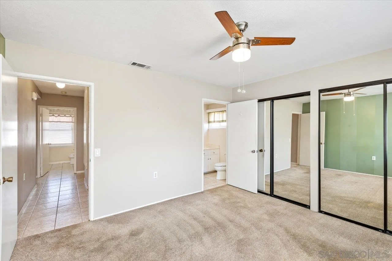 https://cdn.realtyfeed.com/cdn/127/250037311/6fda6e0bdbef04f168d7efc8dc2c882c.webp