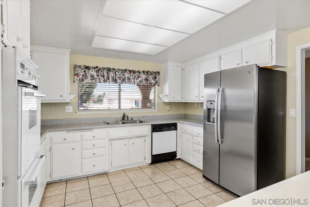 https://cdn.realtyfeed.com/cdn/127/250037311/b77151b748caa764749f6d58b967a8fd.webp