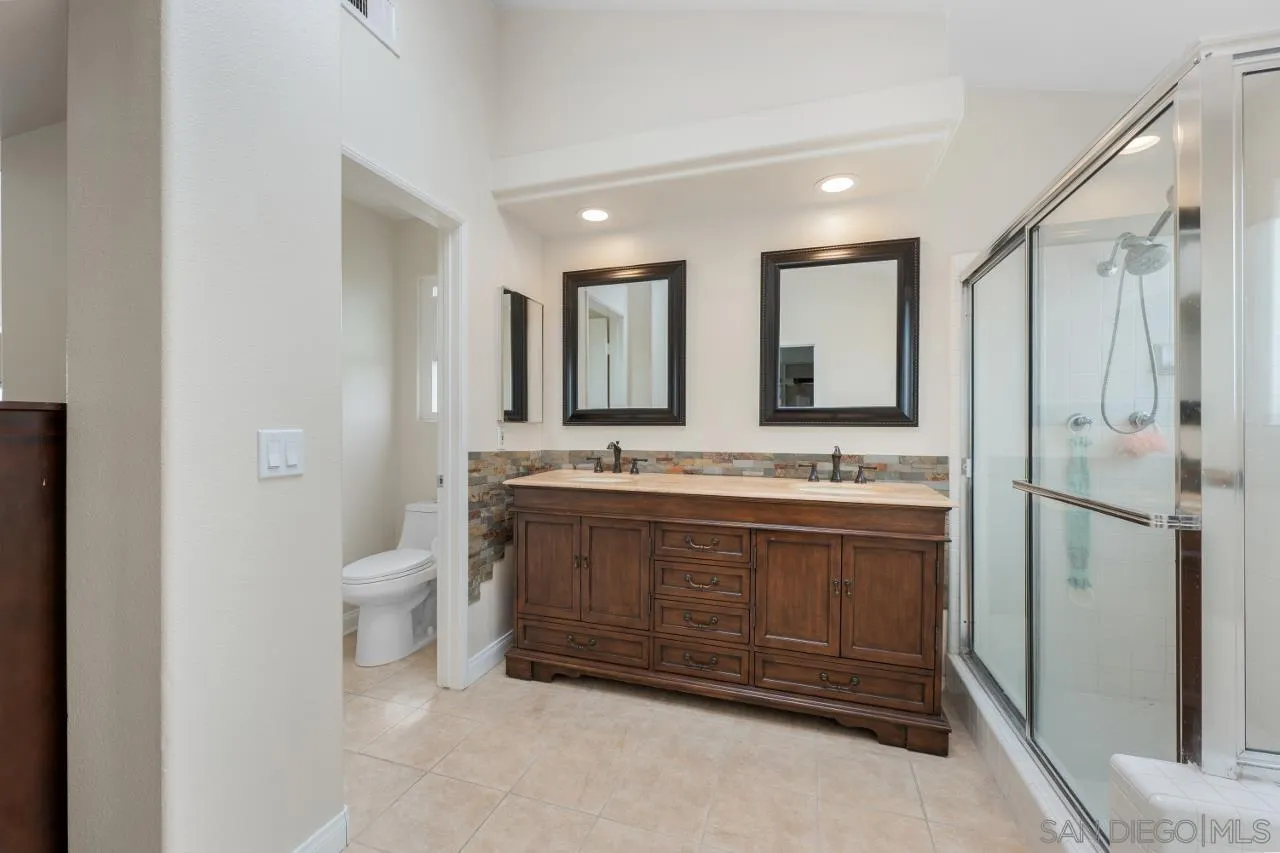 https://cdn.realtyfeed.com/cdn/127/250037312/39c155573457dc20fb868c8d6717a829.webp